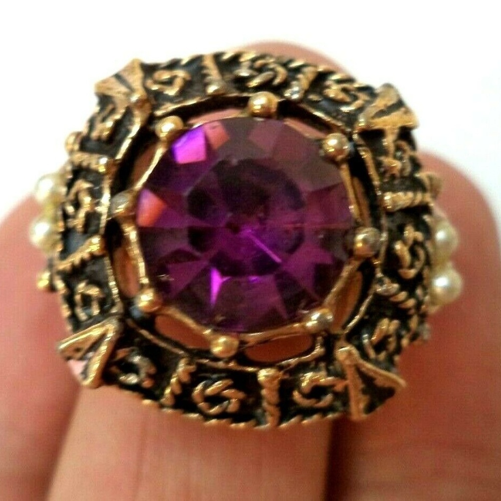 Gorgeous Vintage Emmons Ring (Adj)